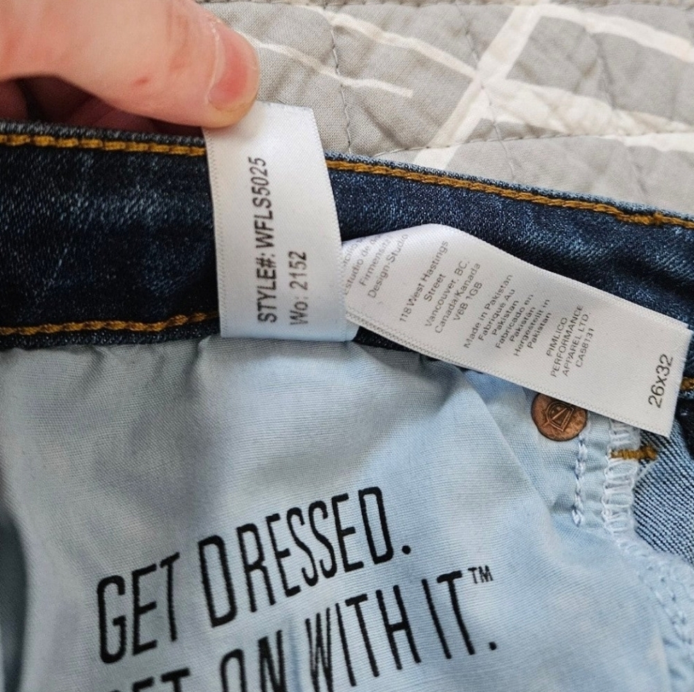 Lot of 2 DUER midrise Slim Straight Denim Jeans 26x32 - Picture 4 of 4